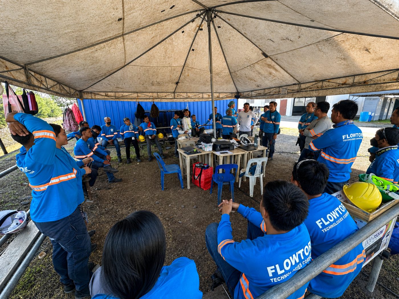 Flowtork crew at an on-site toolbox and safety briefing